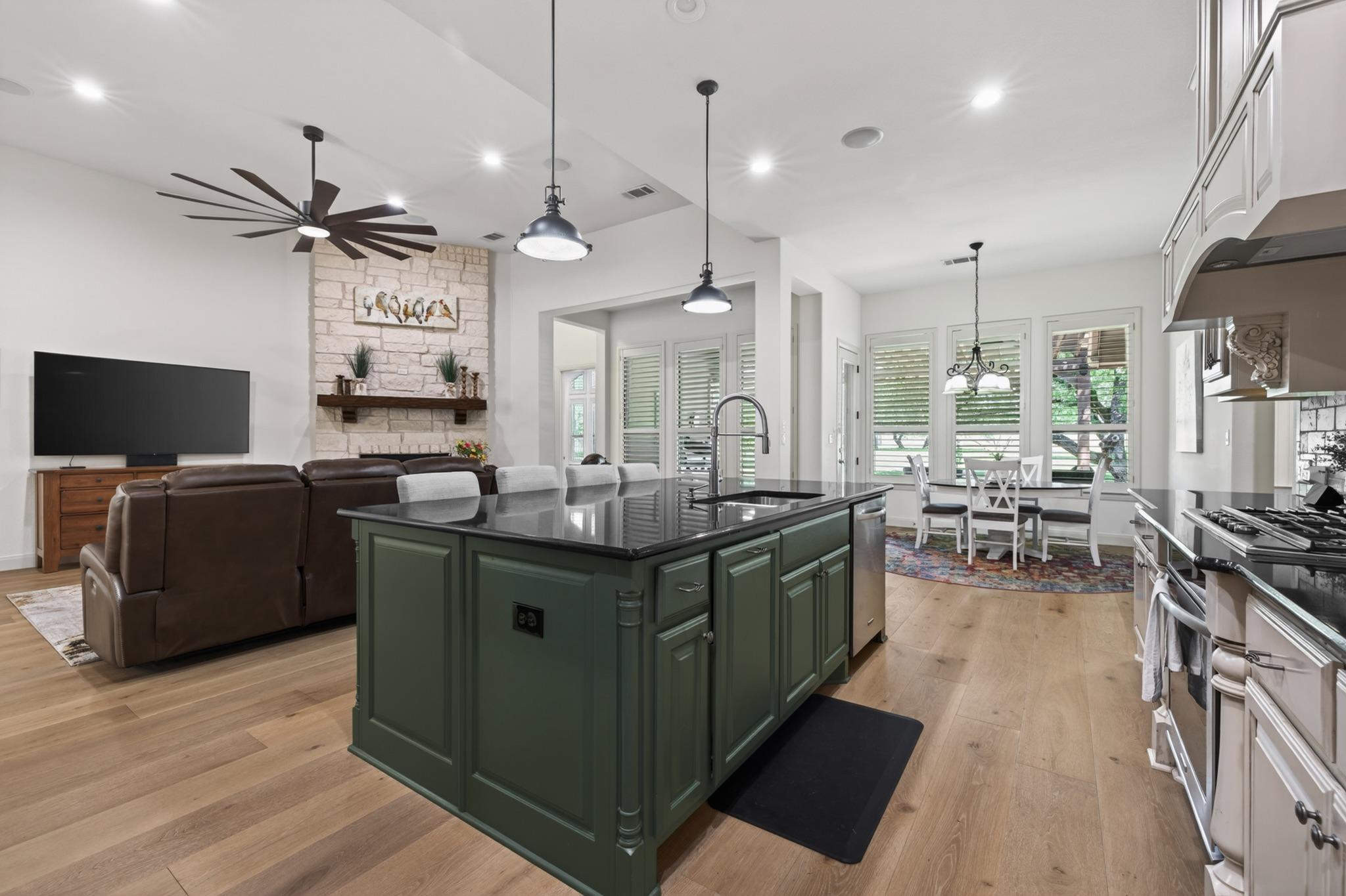 163 Estrella Crossing Georgetown TX 78628