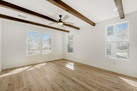 208 Ulupau Circle Bastrop TX 78602