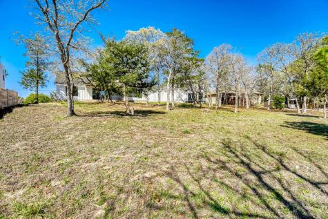 208 Ulupau Circle Bastrop TX 78602