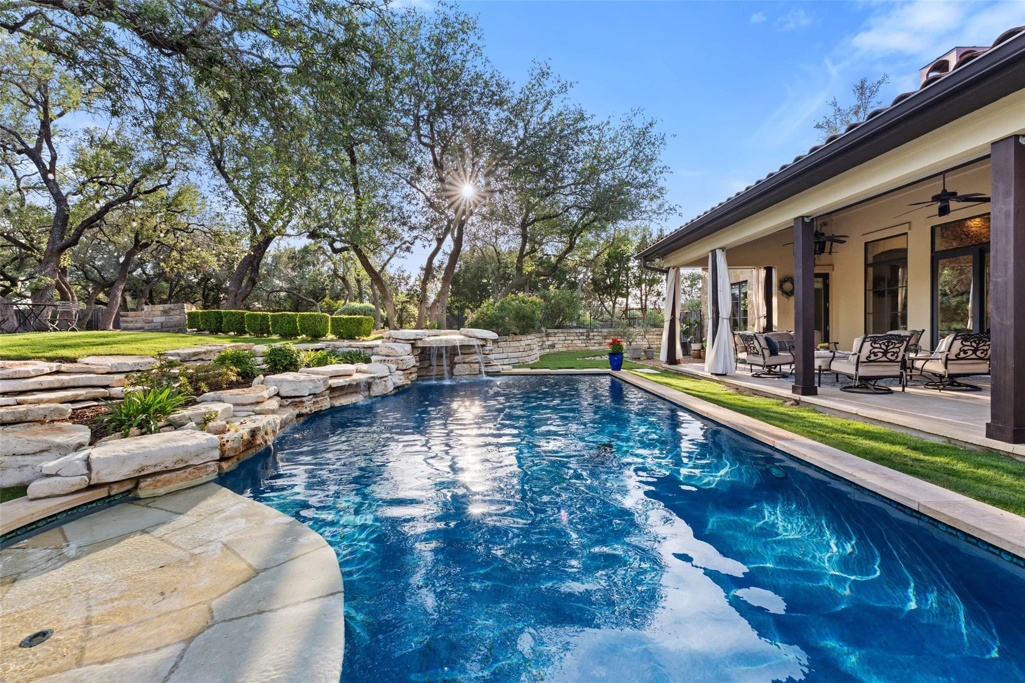 105 Harbor Hill Drive Lakeway TX 78734