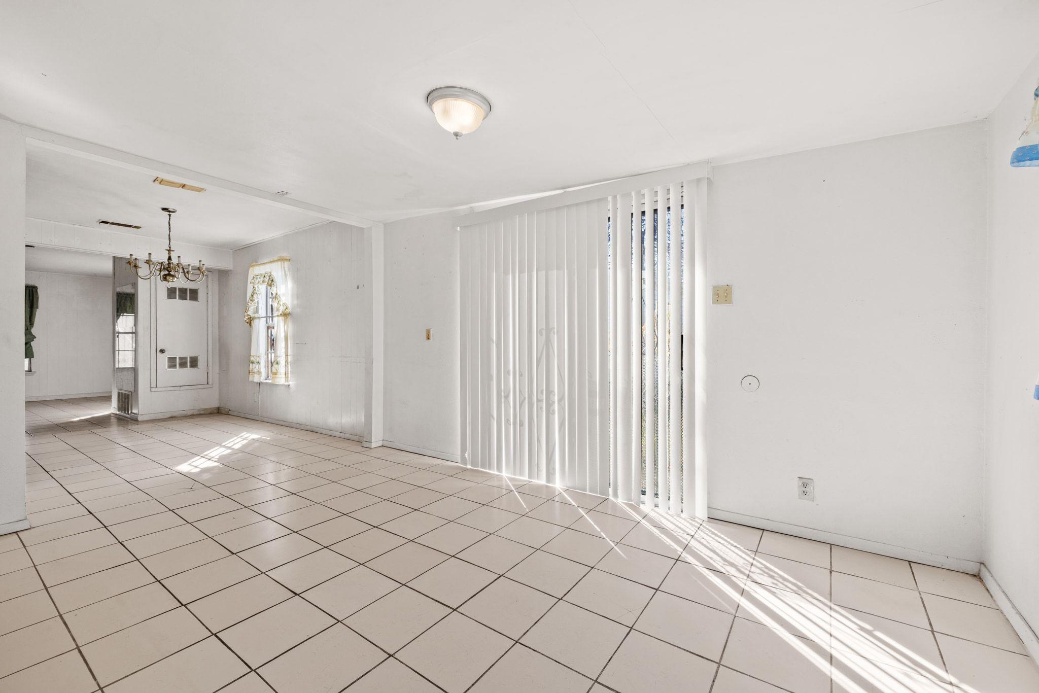 1114 Richardine Avenue Austin TX 78721
