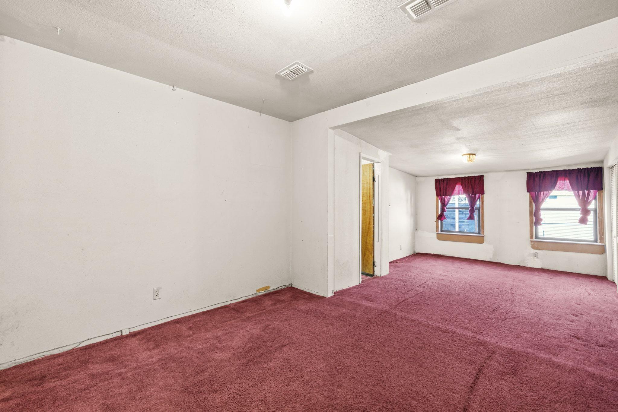 1114 Richardine Avenue Austin TX 78721