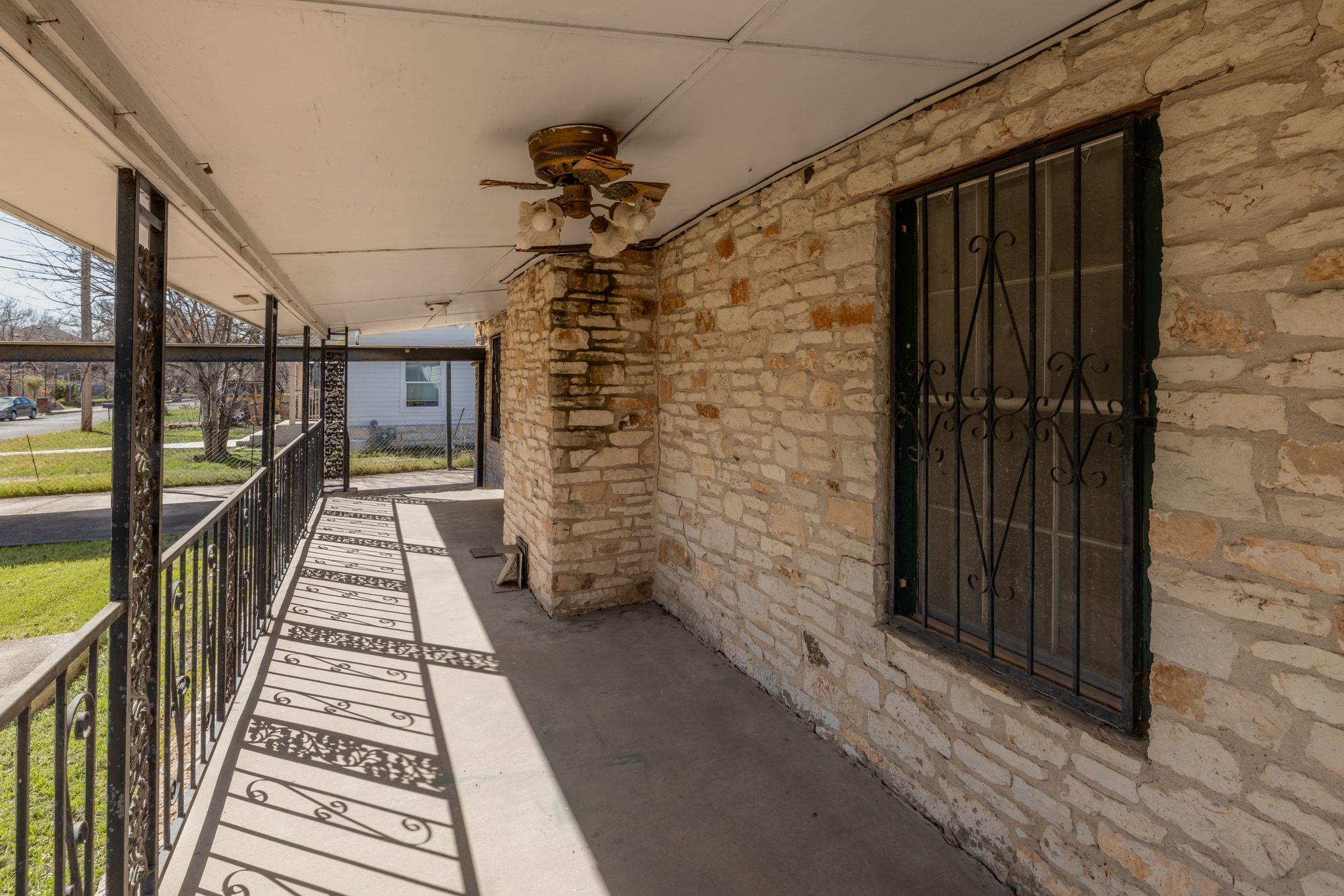 1114 Richardine Avenue Austin TX 78721