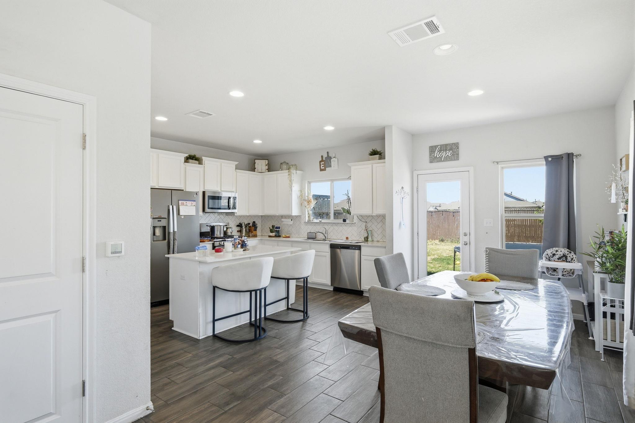 12432 Ostrich Trail Manor TX 78653
