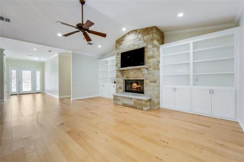 2009 American Drive Lago Vista TX 78645
