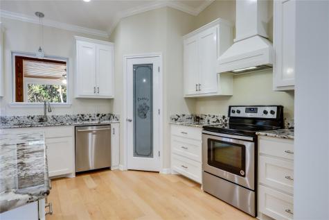 2009 American Drive Lago Vista TX 78645