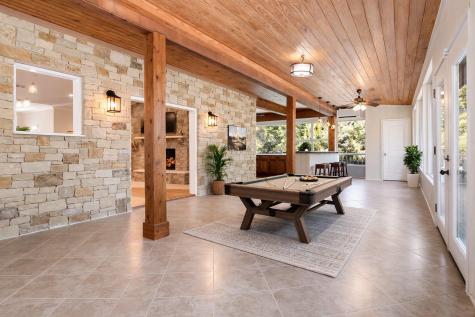 2009 American Drive Lago Vista TX 78645