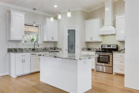 2009 American Drive Lago Vista TX 78645