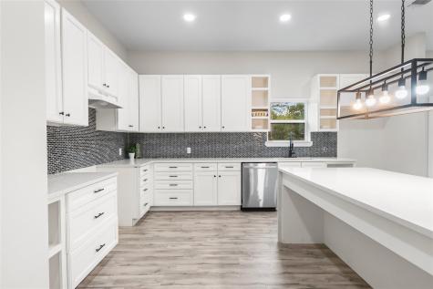 197 S Buckhorn Drive Bastrop TX 78602