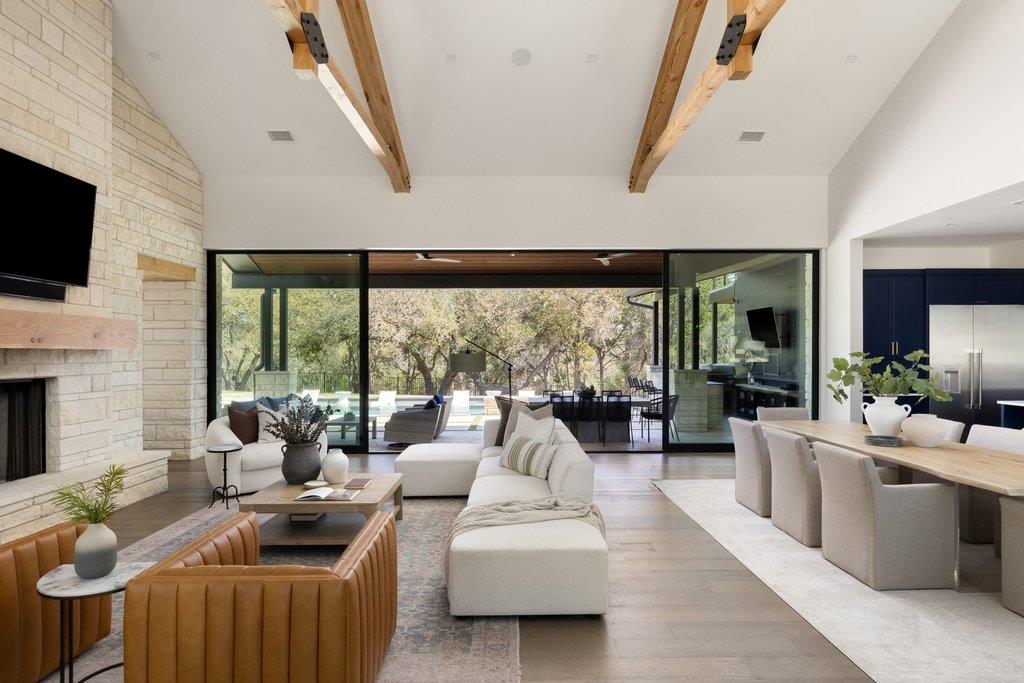 6037 W Verandero Court Austin TX 78738