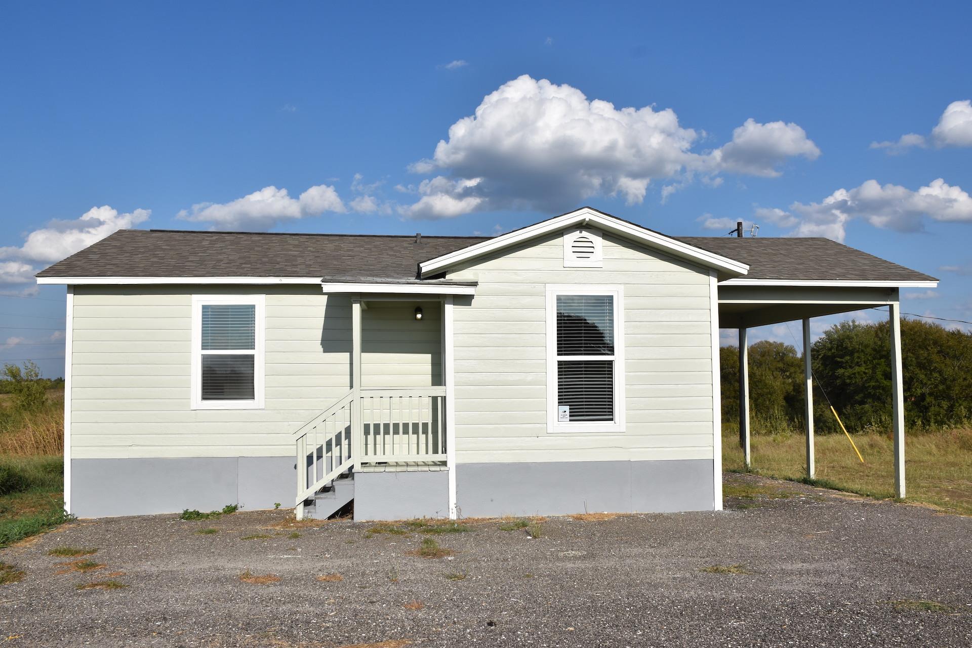 3751 County Road 463 Elgin TX 78621