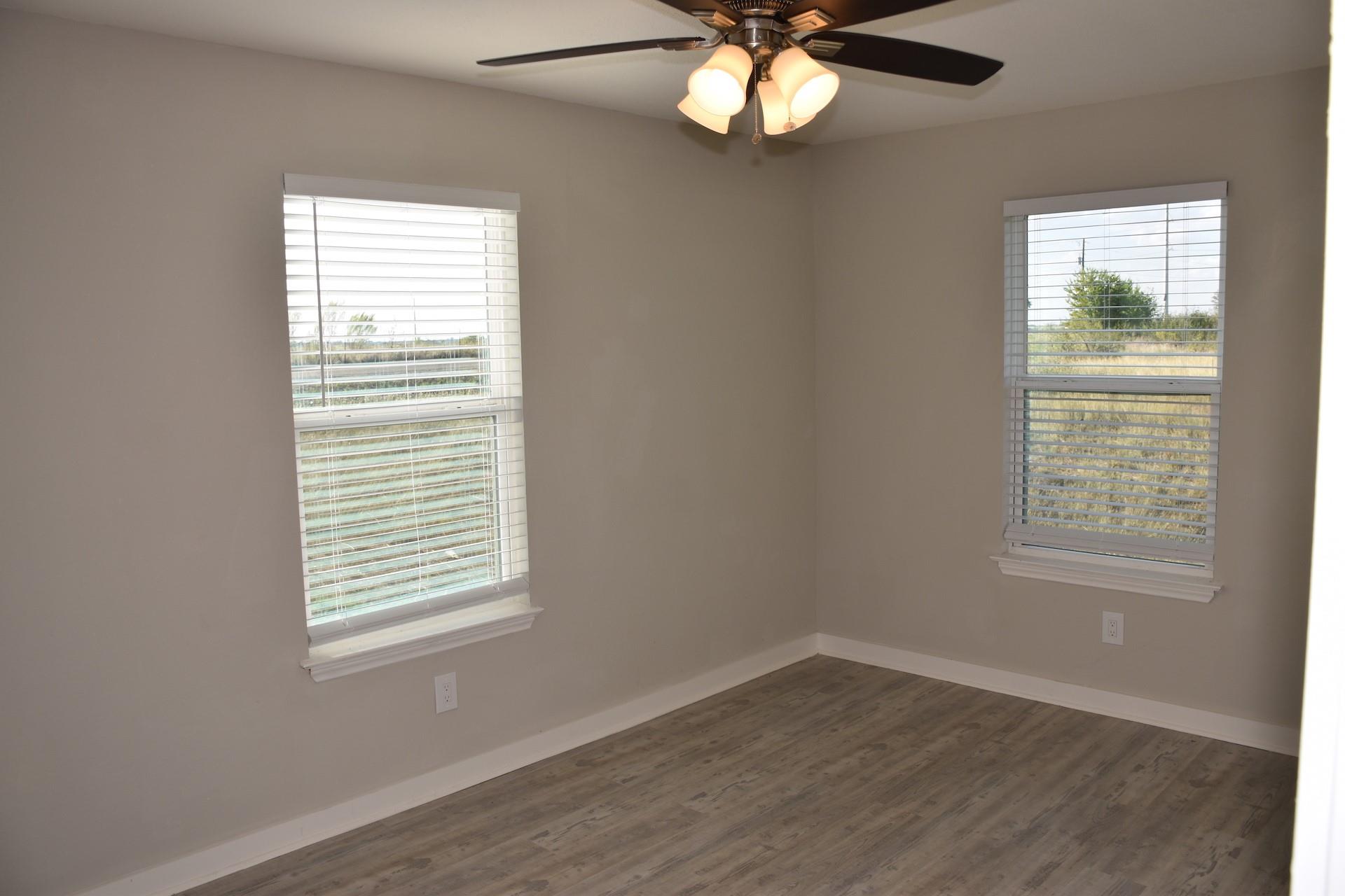 3751 County Road 463 Elgin TX 78621