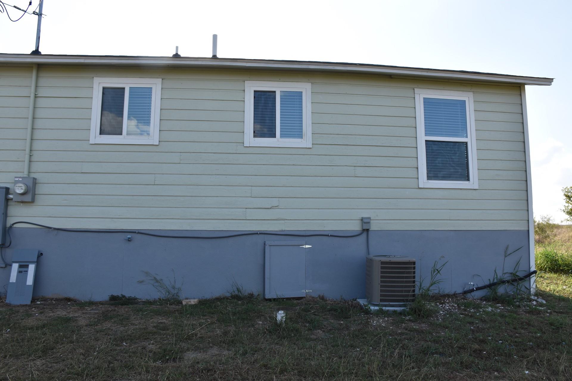 3751 County Road 463 Elgin TX 78621
