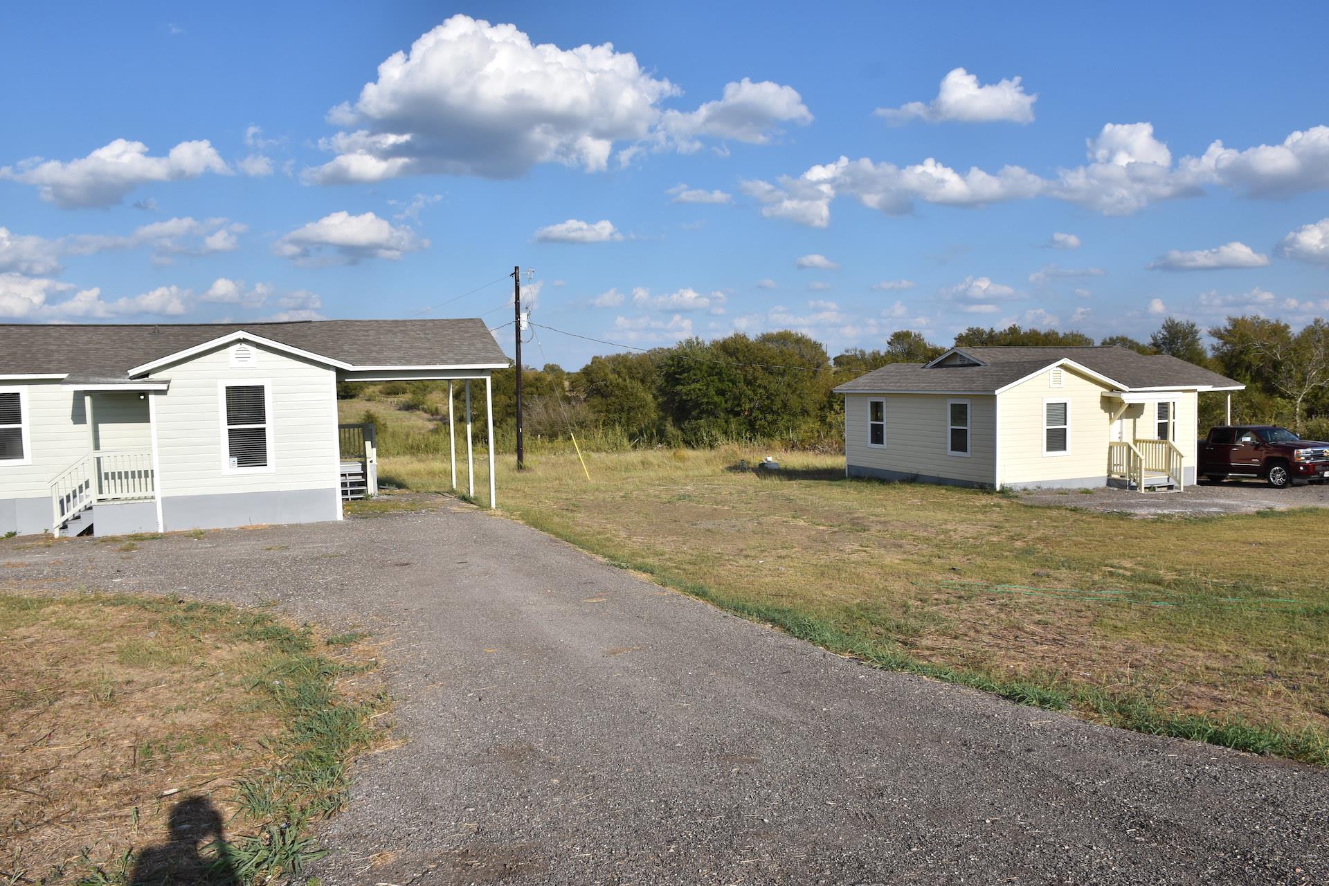 3751 County Road 463 Elgin TX 78621