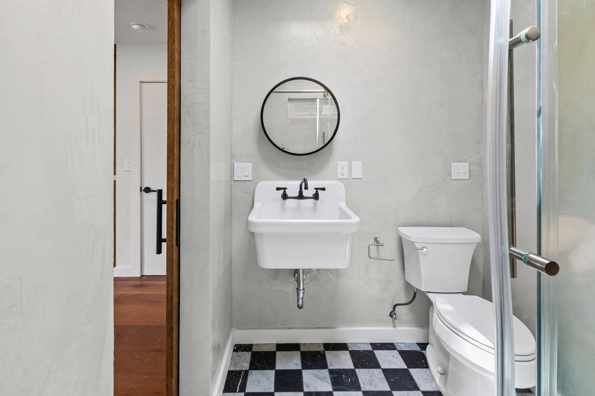 1621 Garden Street Austin TX 78702