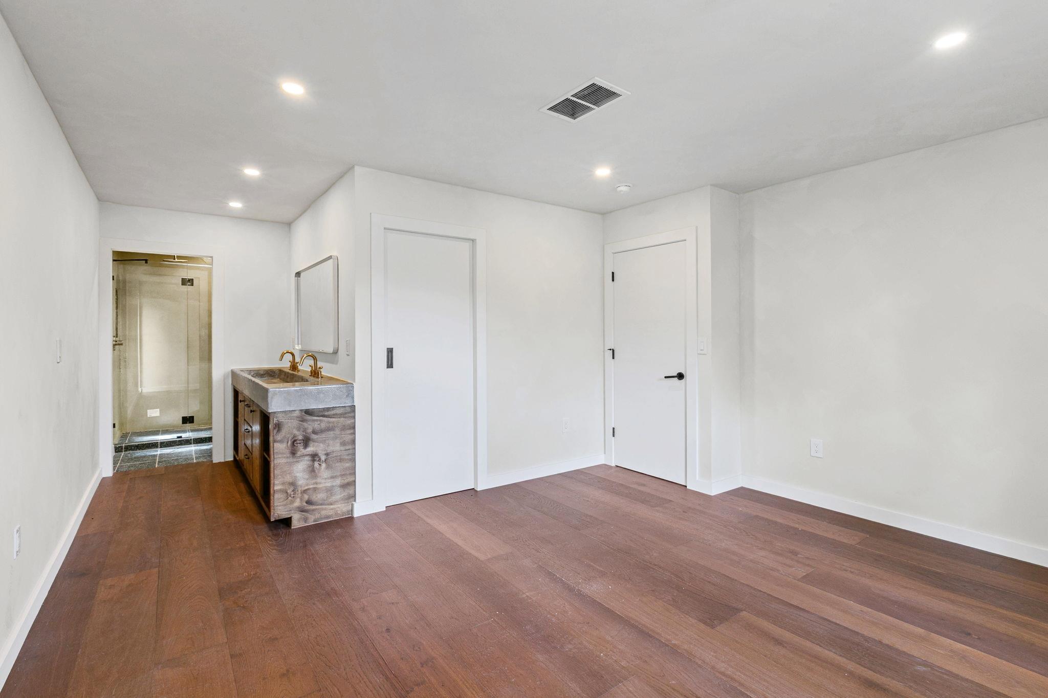 1621 Garden Street Austin TX 78702
