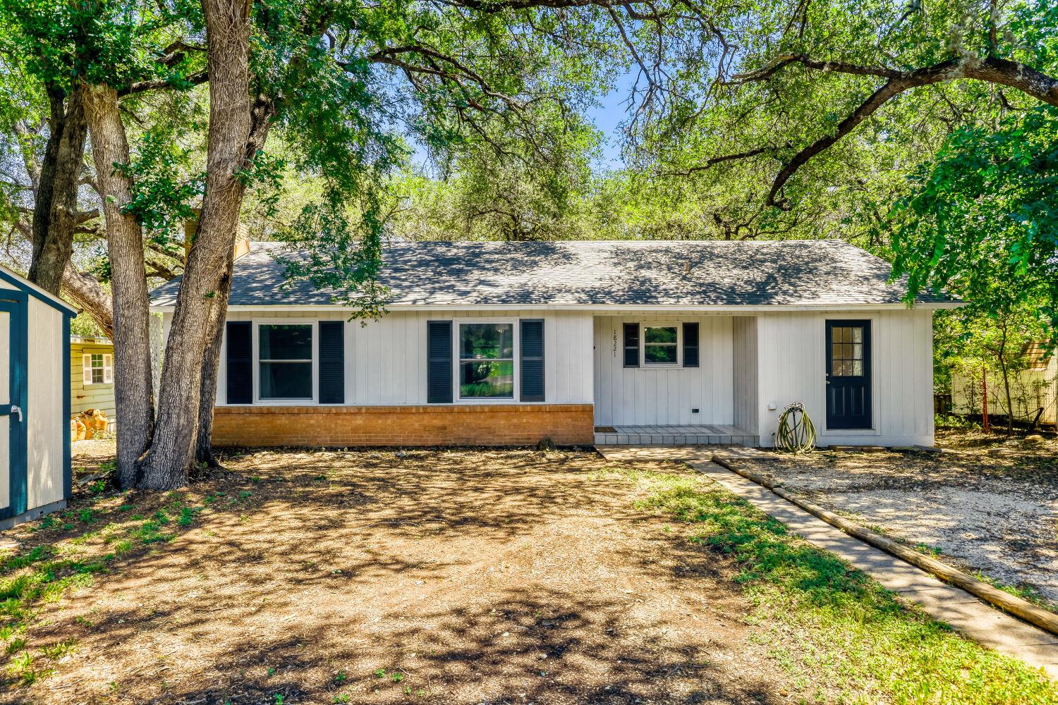 18221 Ledge Street Jonestown TX 78645