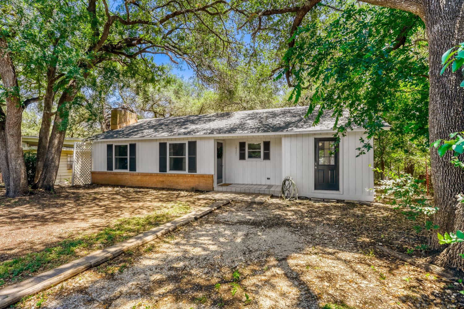 18221 Ledge Street Jonestown TX 78645