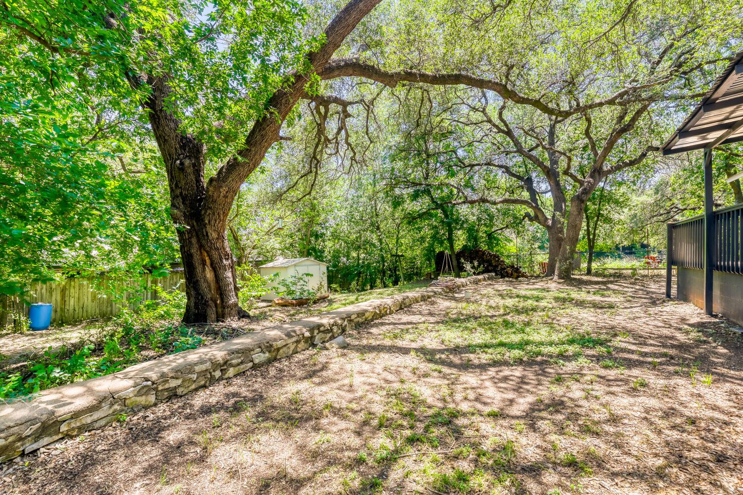 18221 Ledge Street Jonestown TX 78645