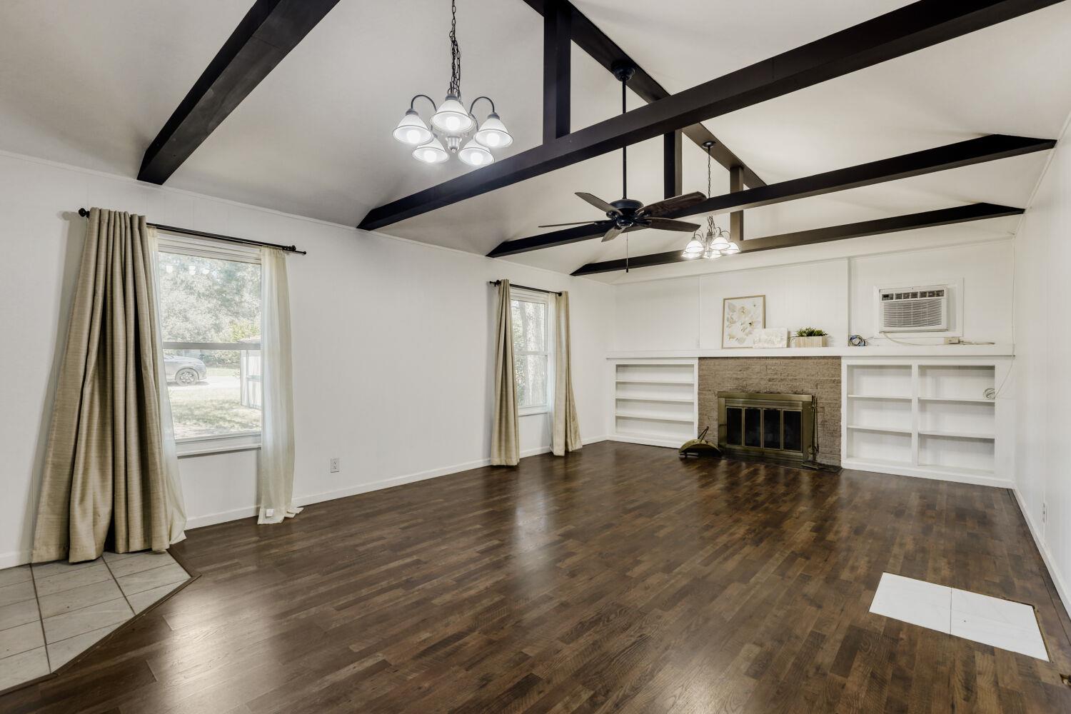 18221 Ledge Street Jonestown TX 78645
