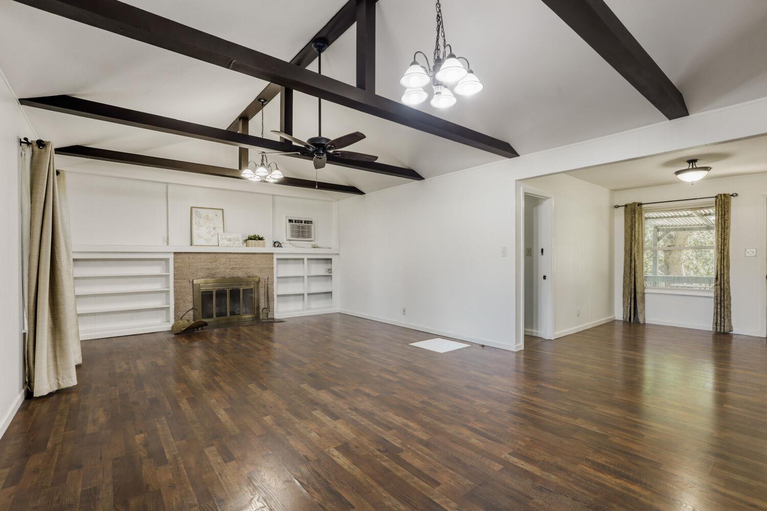 18221 Ledge Street Jonestown TX 78645