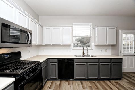 2201 Twin Peaks Cove Leander TX 78641