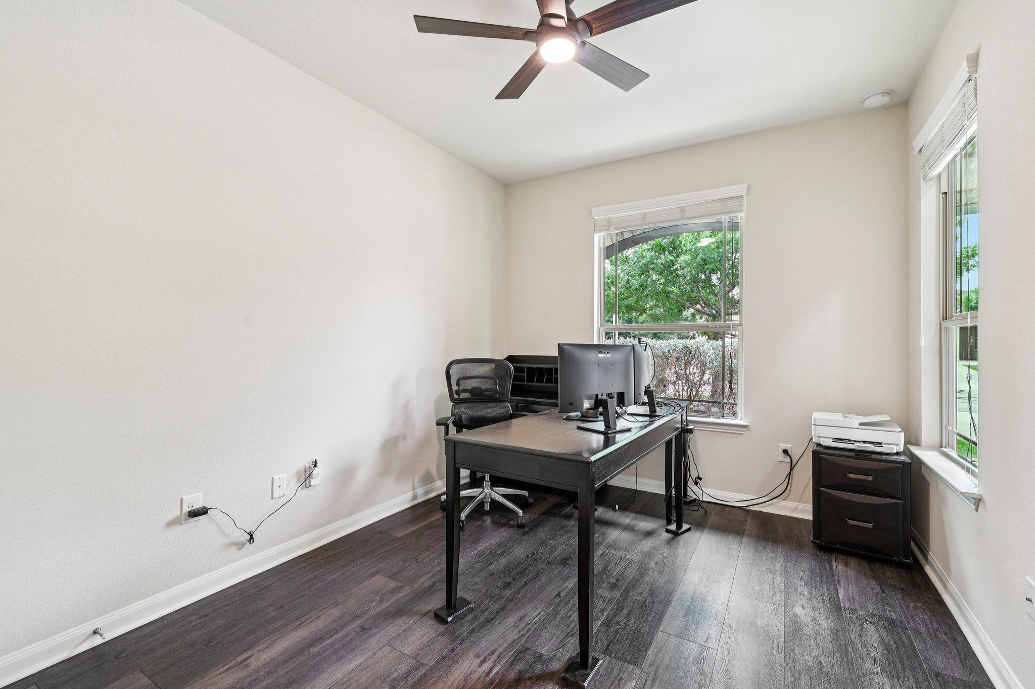 10033 Gertrudis Loop Austin TX 78747