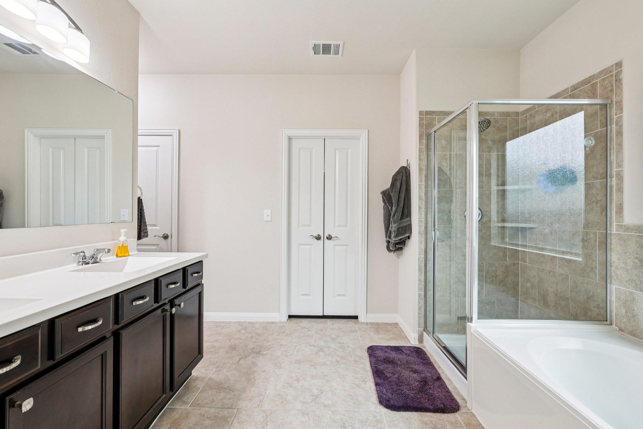 10033 Gertrudis Loop Austin TX 78747
