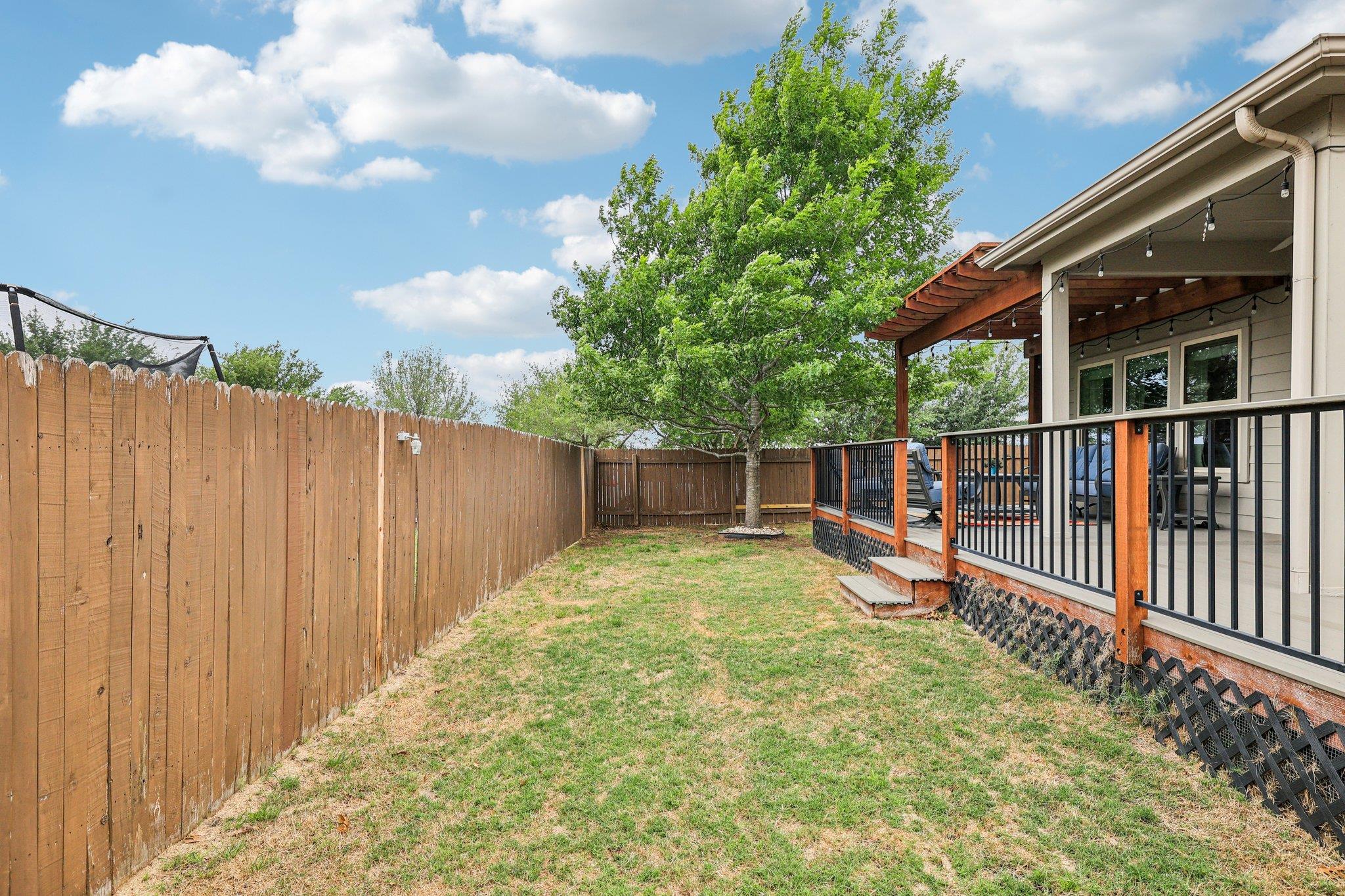 10033 Gertrudis Loop Austin TX 78747