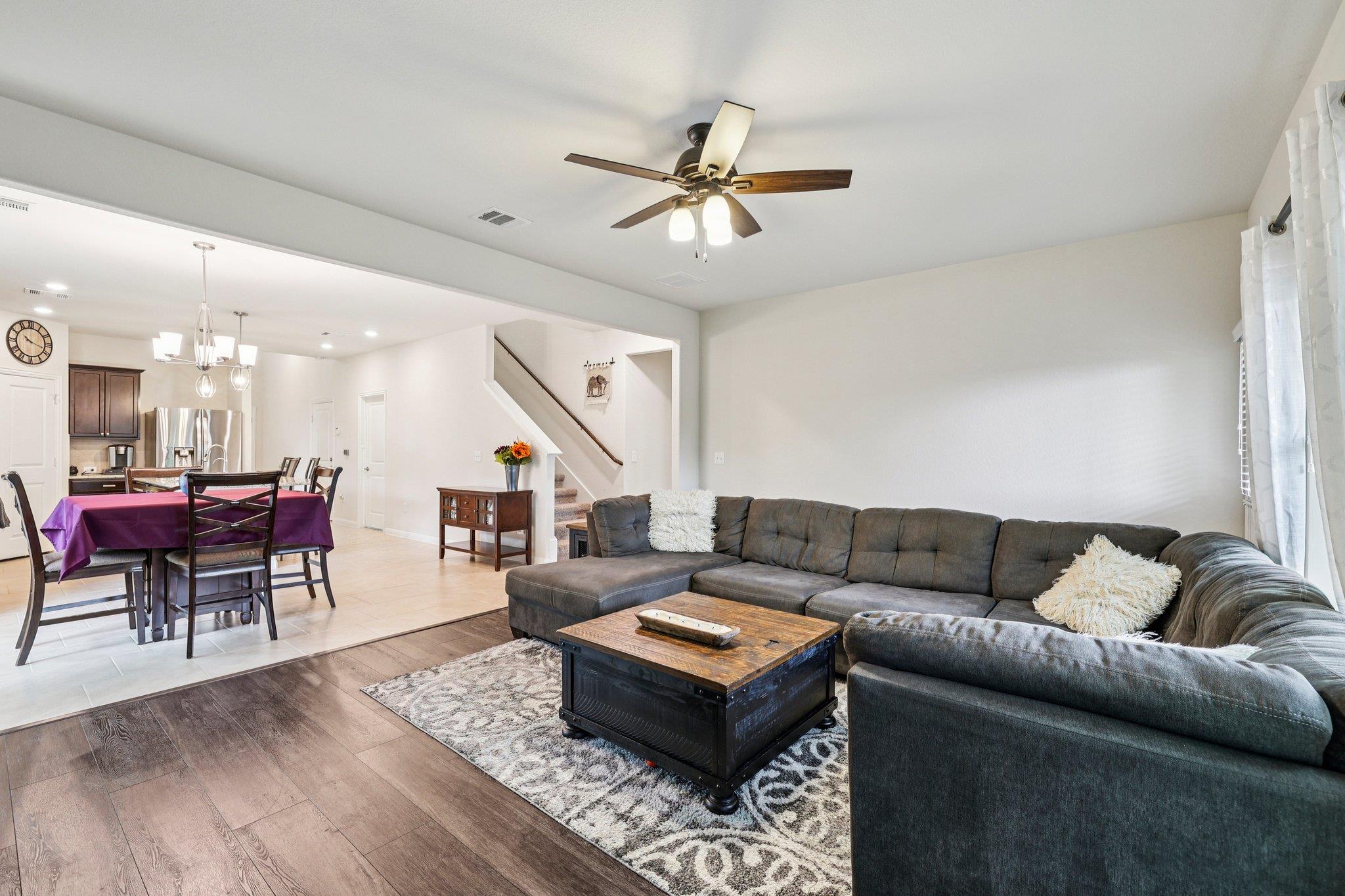 10033 Gertrudis Loop Austin TX 78747