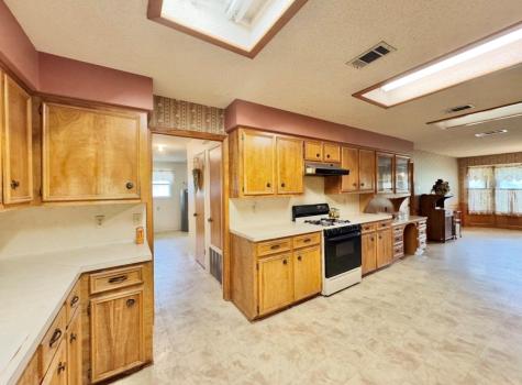 2410 N State Highway 95 N Bastrop TX 78602