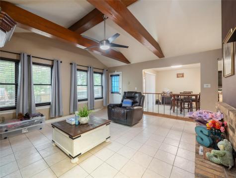 108 Lei Court Bastrop TX 78602