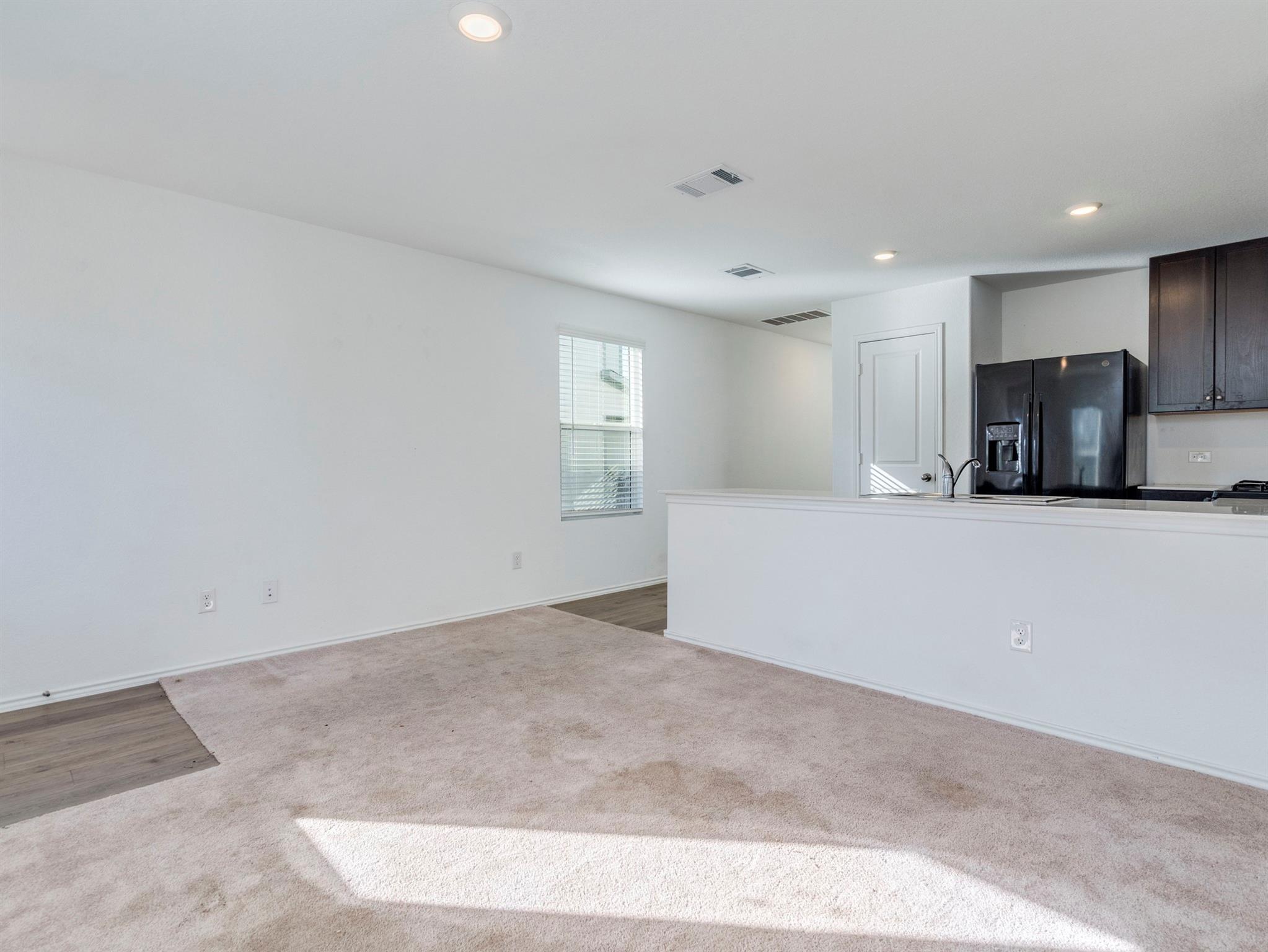 41 Trinity Circle Lockhart TX 78644