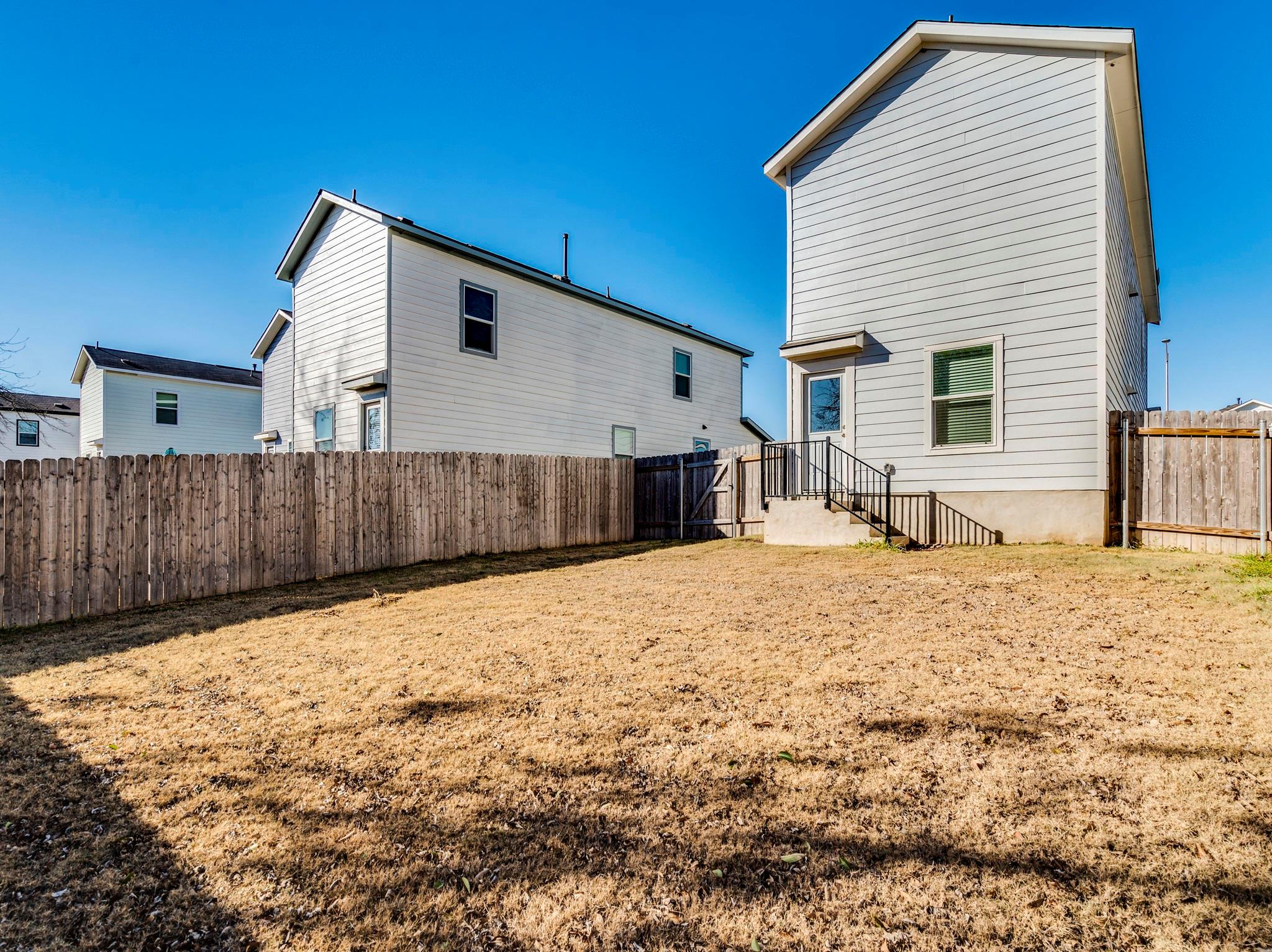 41 Trinity Circle Lockhart TX 78644