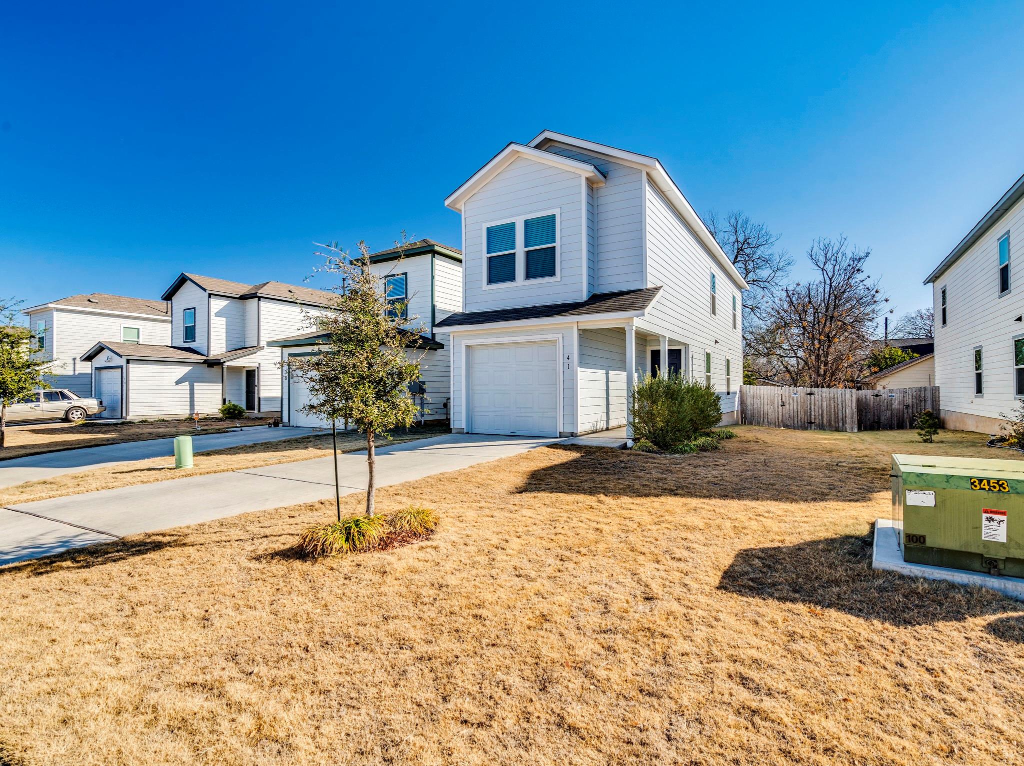 41 Trinity Circle Lockhart TX 78644