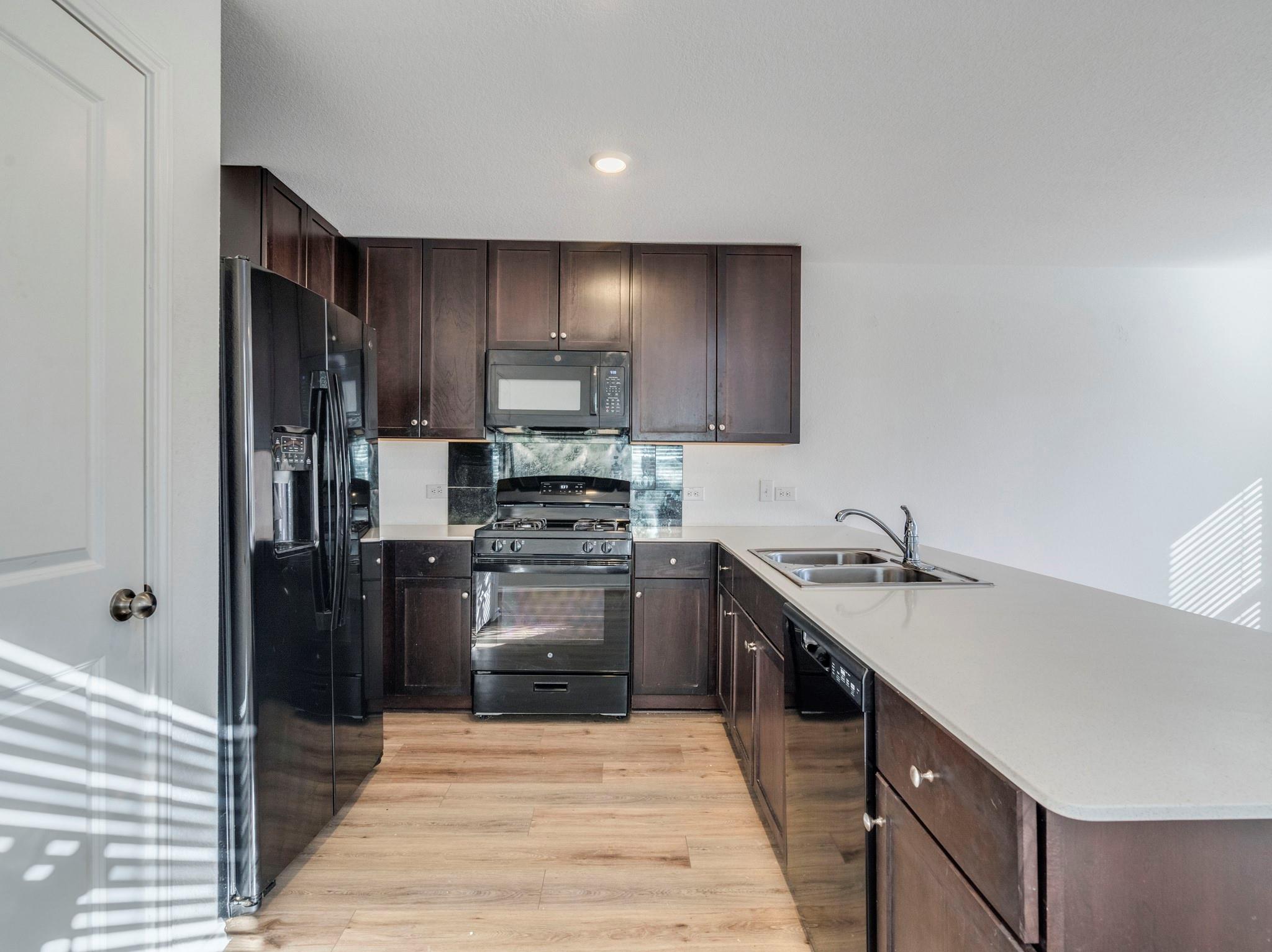 41 Trinity Circle Lockhart TX 78644