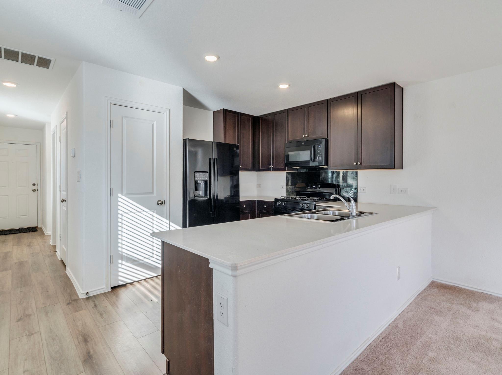 41 Trinity Circle Lockhart TX 78644
