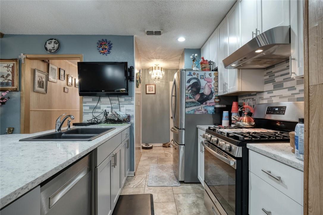 2704 Clarkdale Lane Austin TX 78757