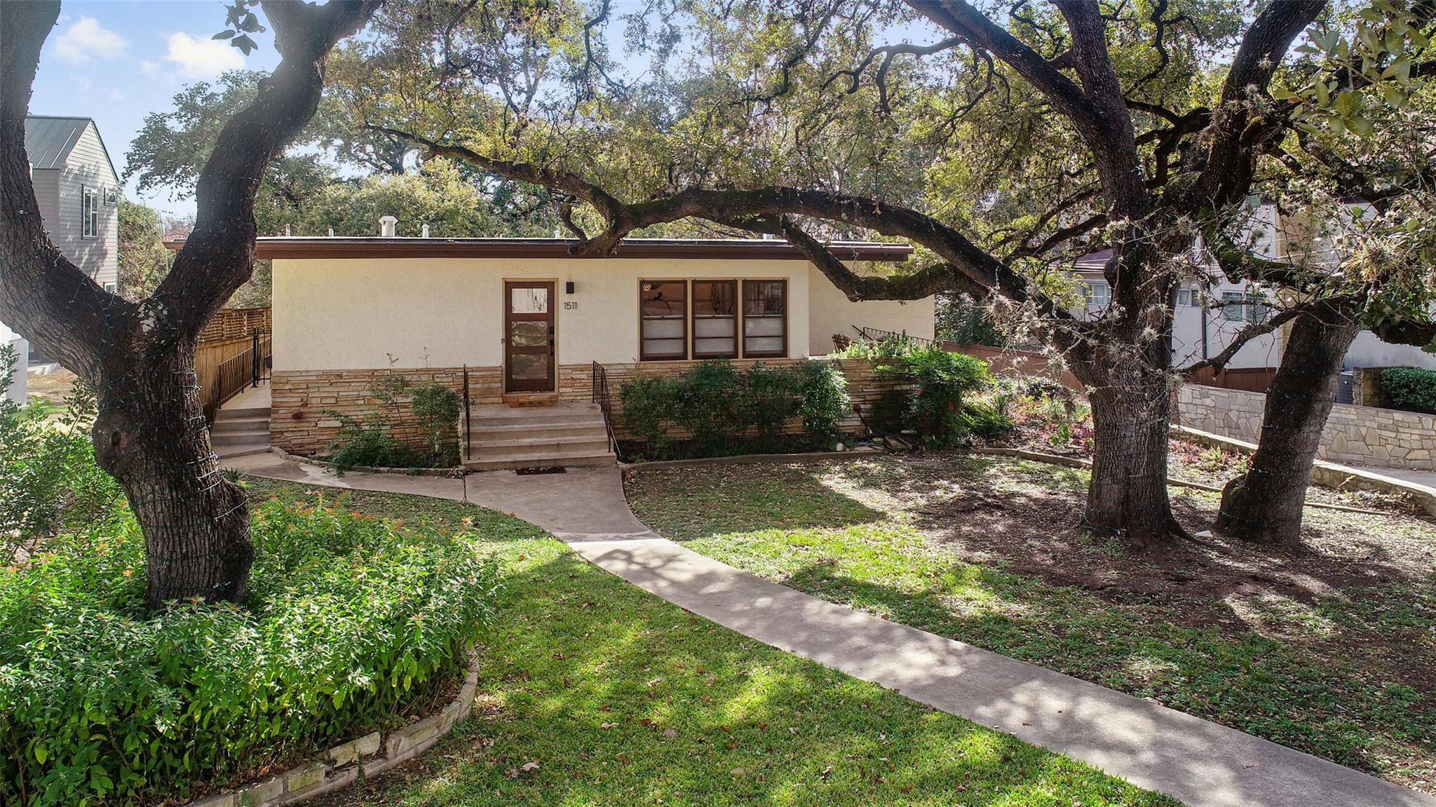 1511 Chelsea Lane Austin TX 78704