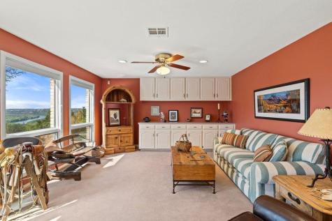 17 Cicero Lane Austin TX 78746