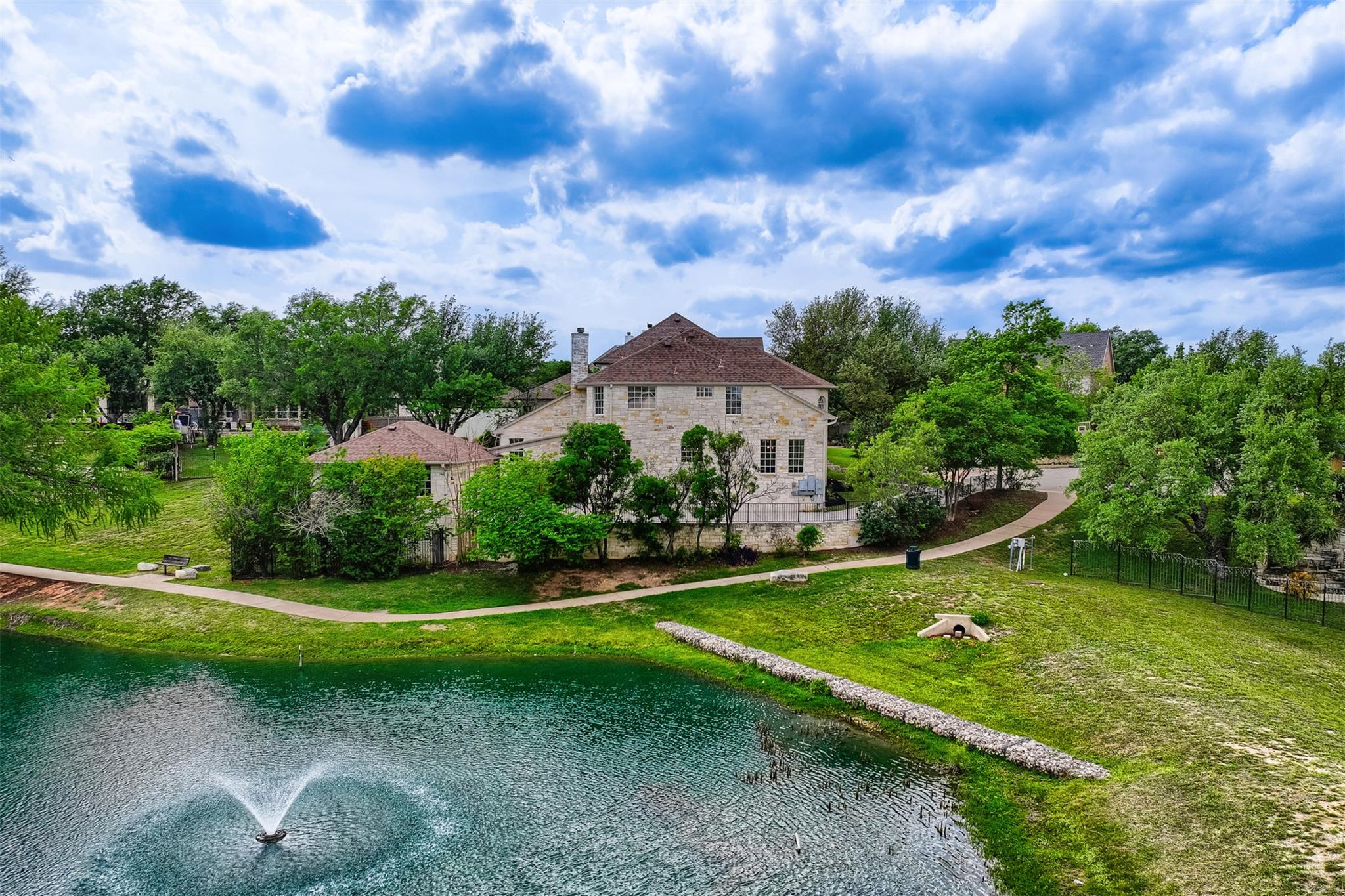 2804 Lenwood Court Austin TX 78738