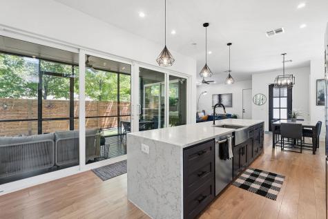 2806 W 44th Street Austin TX 78731
