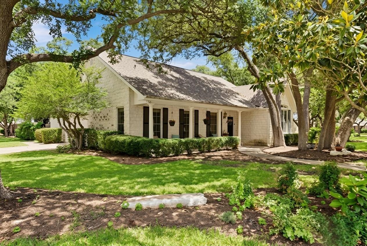 100 Oakmont Court Georgetown TX 78628