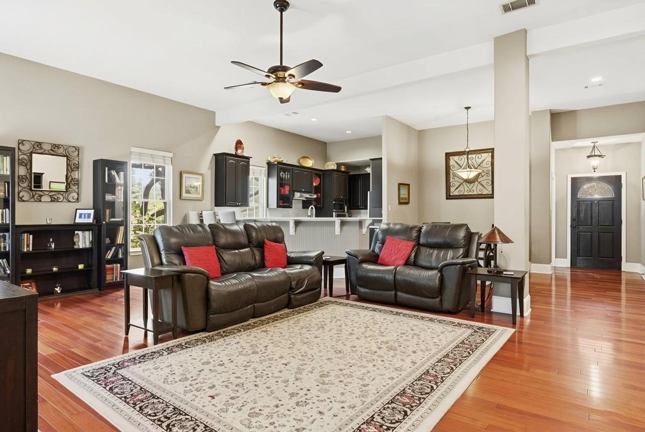 100 Oakmont Court Georgetown TX 78628