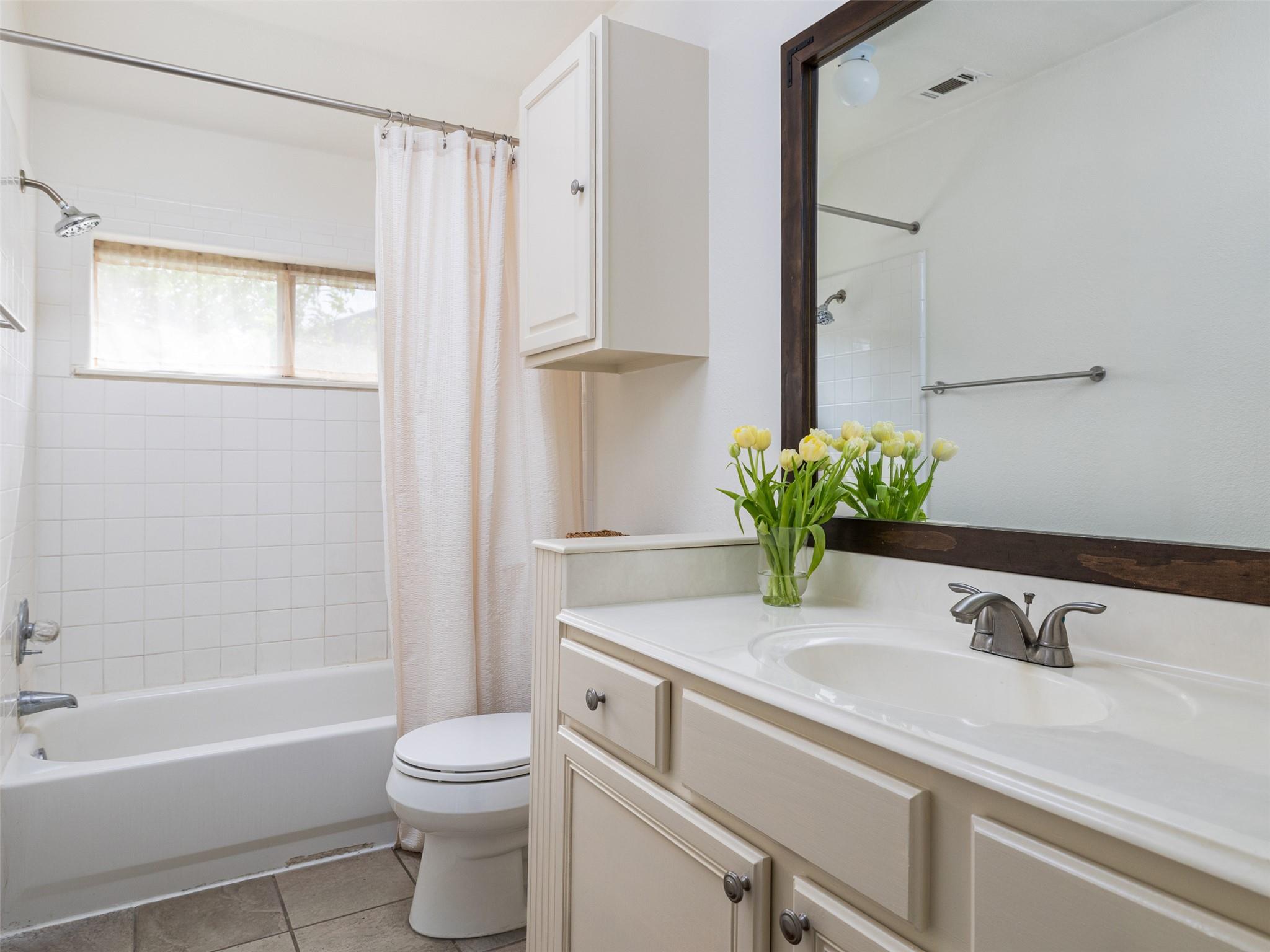 300 N Carriage Hills Drive Georgetown TX 78626