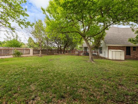 300 N Carriage Hills Drive Georgetown TX 78626