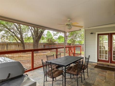 300 N Carriage Hills Drive Georgetown TX 78626