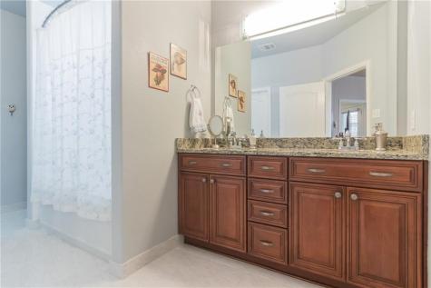 252 Pond View Pass Buda TX 78610