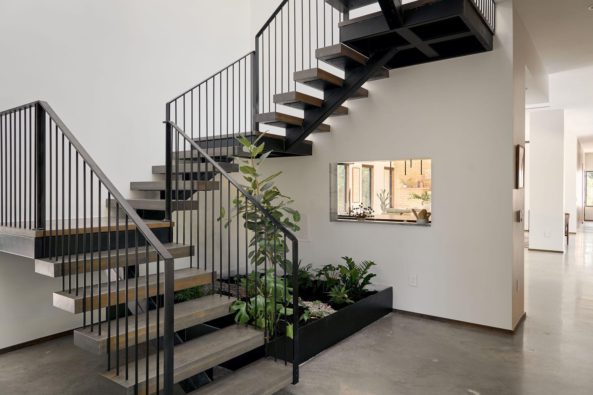 1112 W Annie Street Austin TX 78704