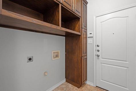 107 S Treasure Oaks Drive Leander TX 78641